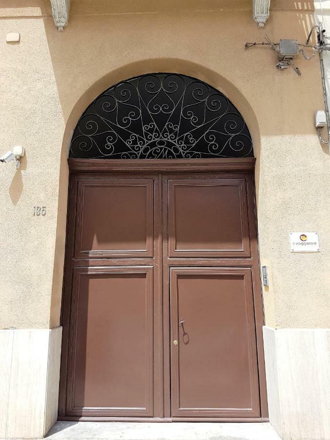 Nomapartments Il Viaggiatore Trapani Bagian luar foto