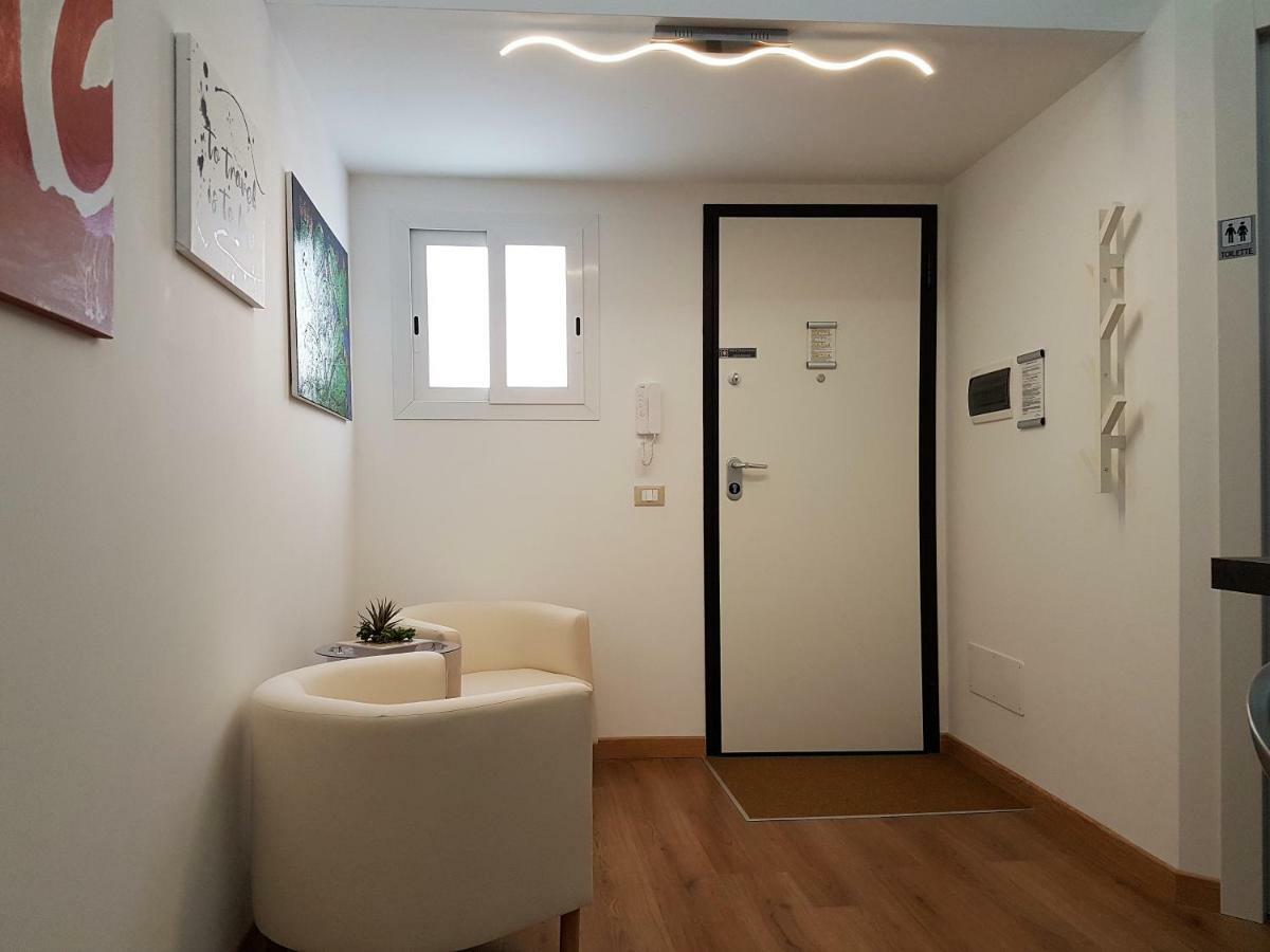 Nomapartments Il Viaggiatore Trapani Bagian luar foto