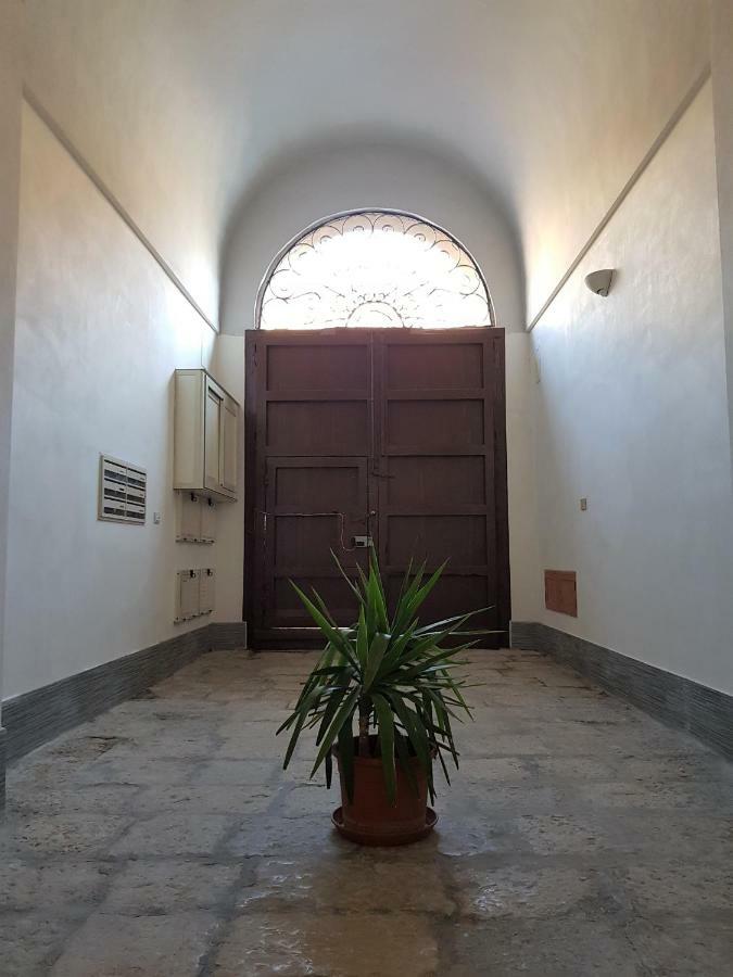 Nomapartments Il Viaggiatore Trapani Bagian luar foto